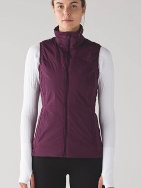 Lululemon Run for Cold Vest - Plum